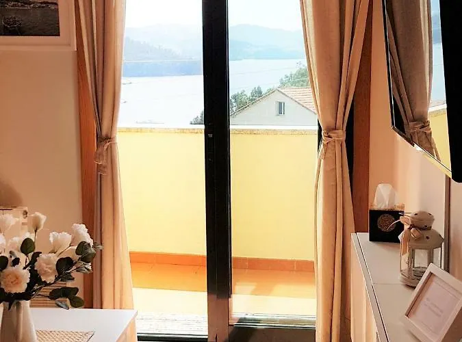 Appartement Hills Combarro